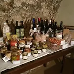 Charme In Perillis Bed & Breakfast