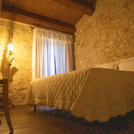 Charme In Perillis Popoli