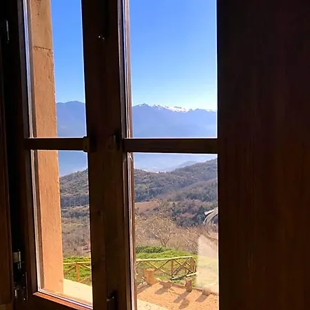 Charme In Perillis Popoli