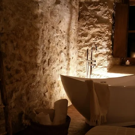 Couette-café Charme In Perillis Popoli
