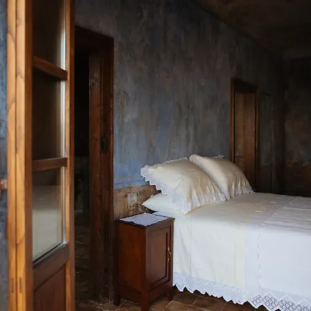 Bed & Breakfast Charme In Perillis 3*