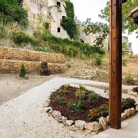 Bed & Breakfast Charme In Perillis