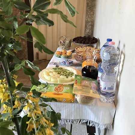Bed & Breakfast Charme In Perillis