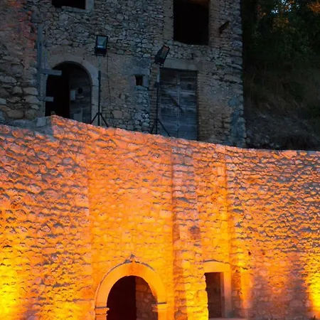Bed & Breakfast Charme In Perillis