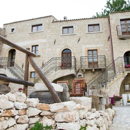 Bed & Breakfast Charme In Perillis