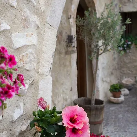 Bed & Breakfast Charme In Perillis