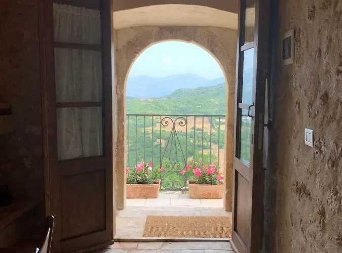 Alojamento de Acomodação e Pequeno-almoço Charme In Perillis 4*