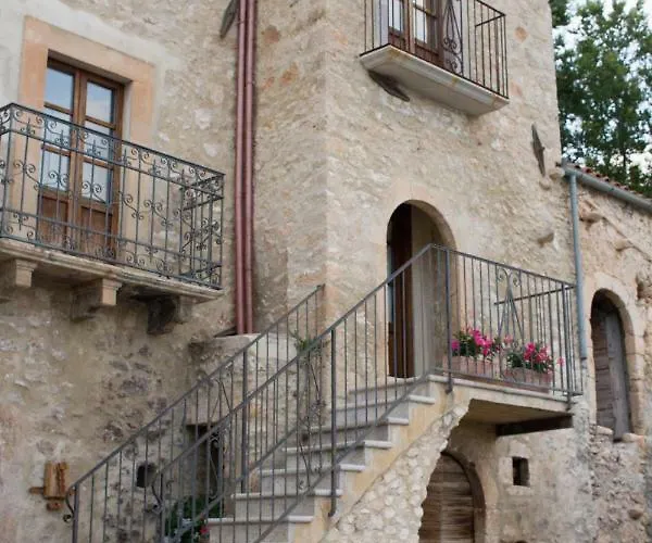 Charme In Perillis 4*